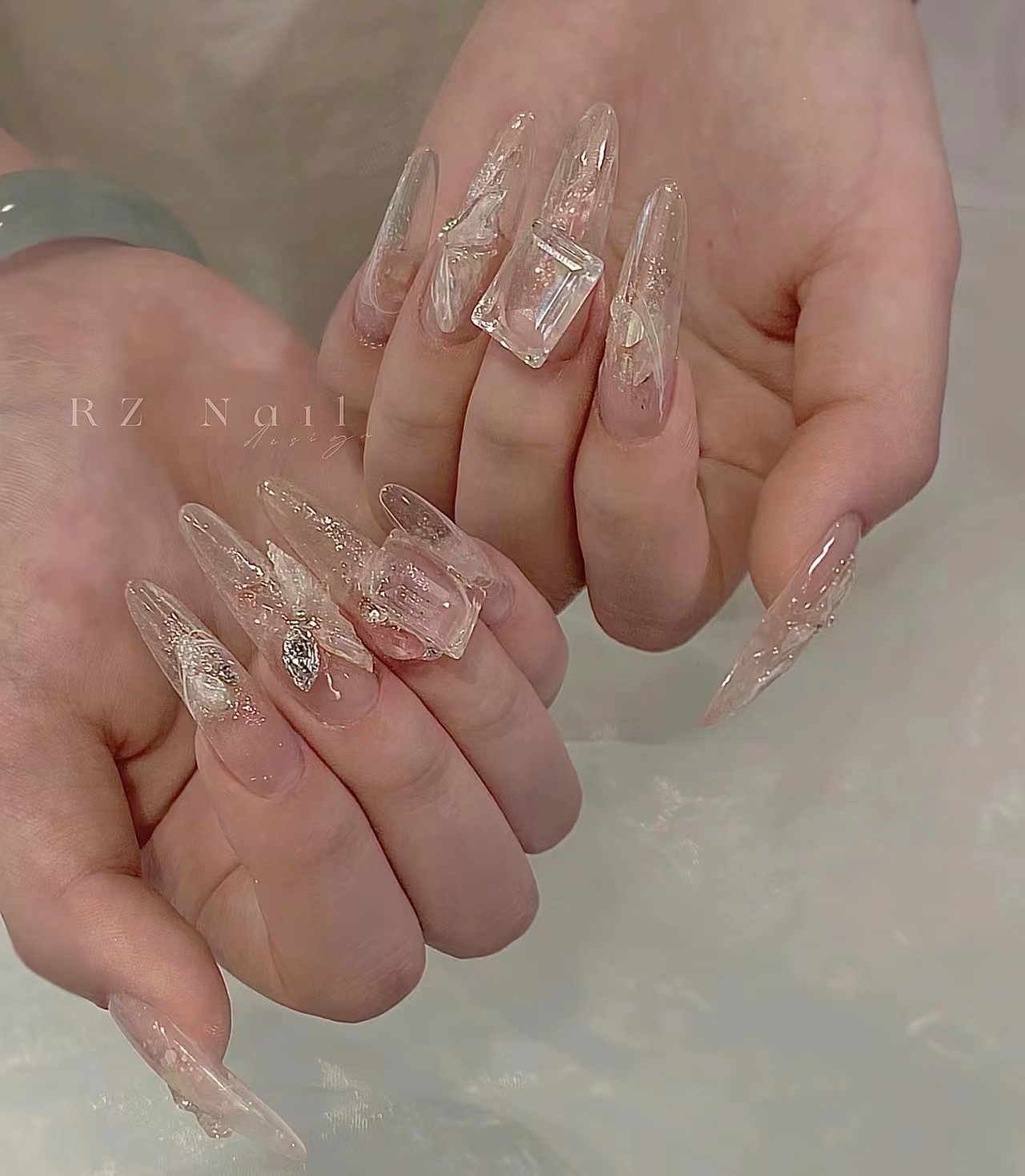 天然珍珠耳钉一对