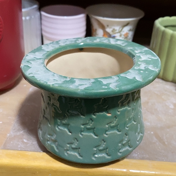 陶盆有孔 瑕疵针孔漏釉介意勿拍外口 12外高9