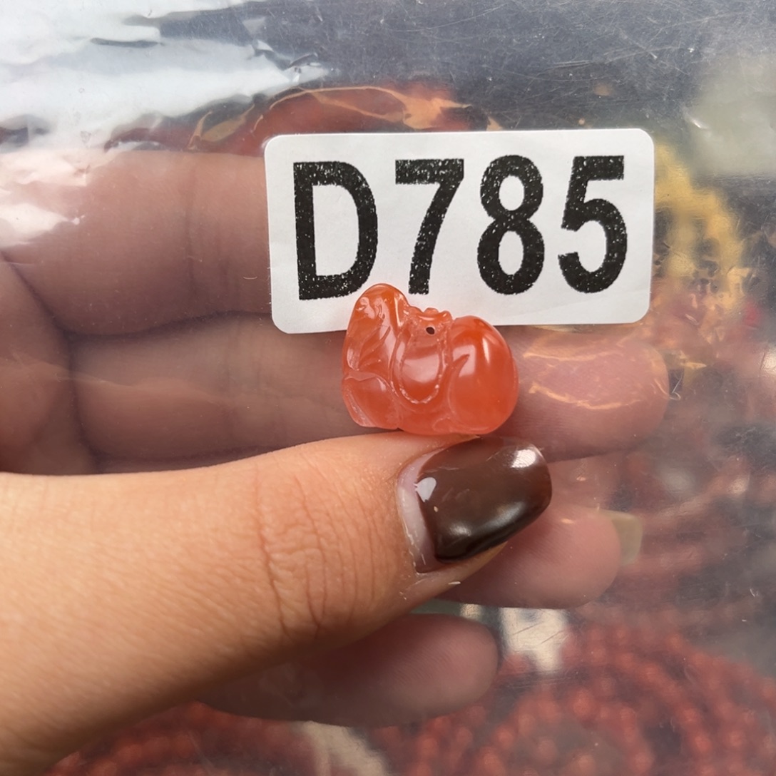 南红玛瑙未镶嵌珠宝奇石