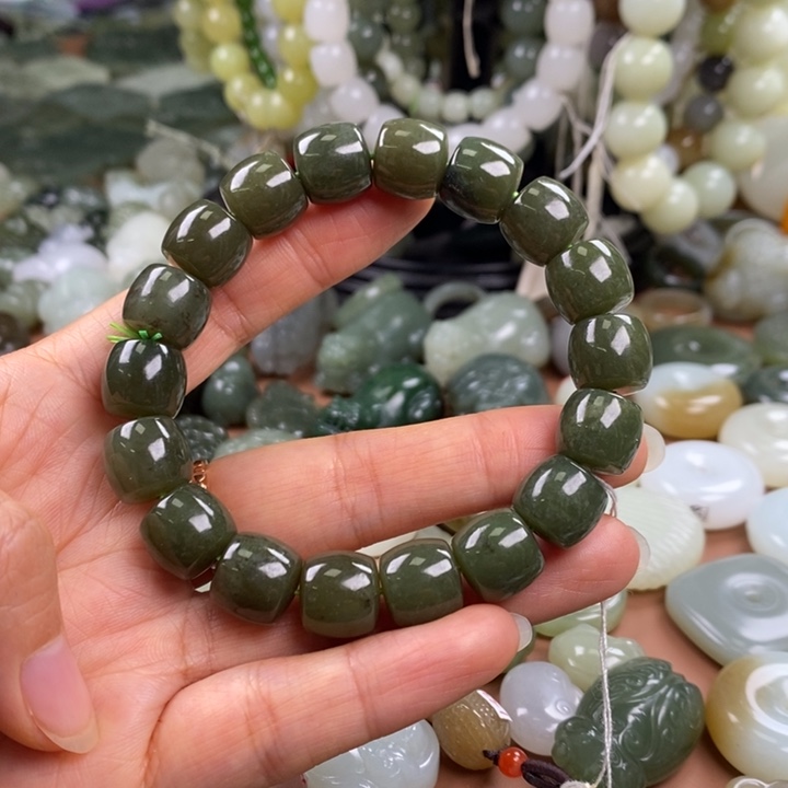 和田玉未镶嵌手链