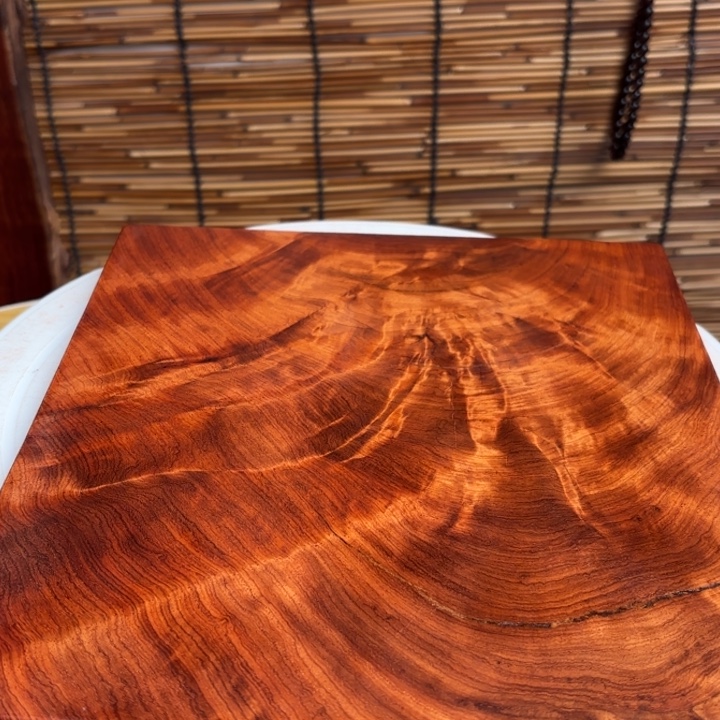 大叶紫檀（黑酸枝木类）