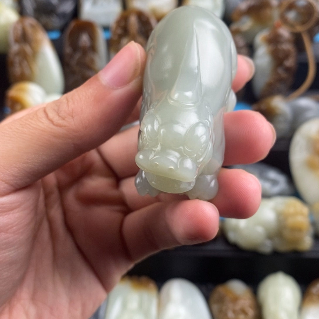 和田玉挂件未镶嵌