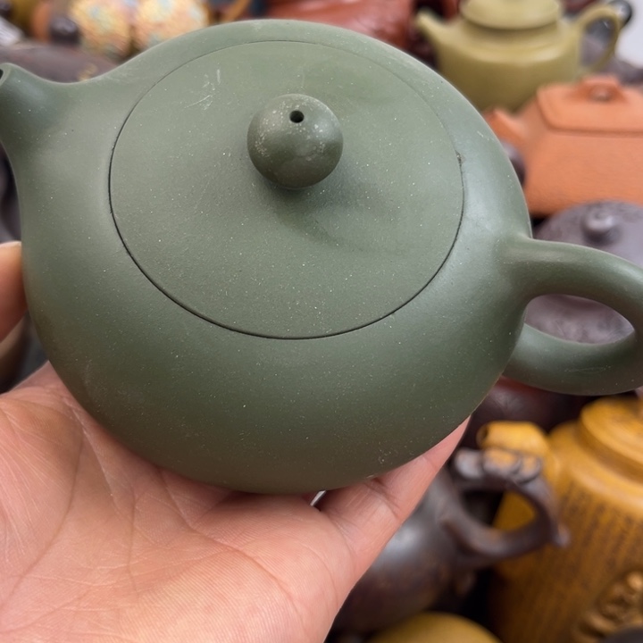 紫砂茶壶壶口磕碰