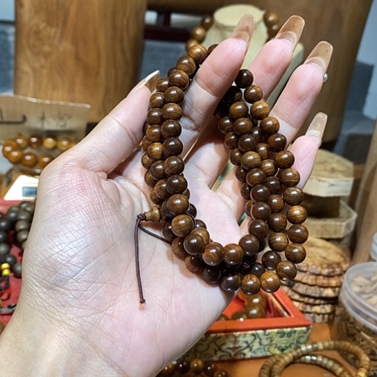 老山檀香黑肉沉水0.8/108颗