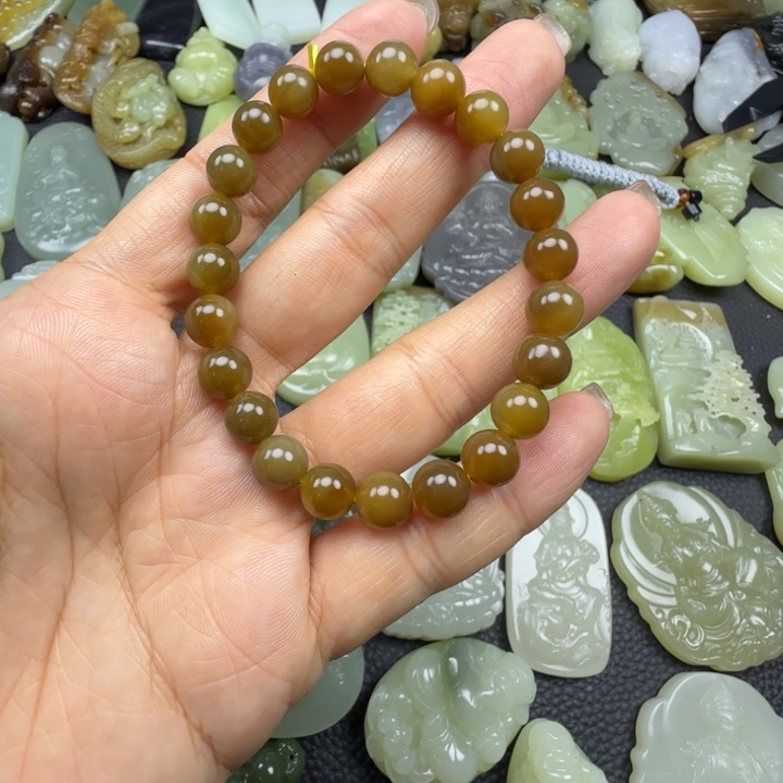 和田玉未镶嵌颈饰卡8