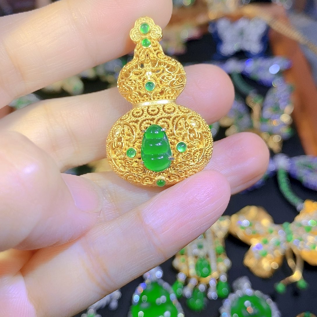 吊坠(不含链)银S925镶嵌翡翠