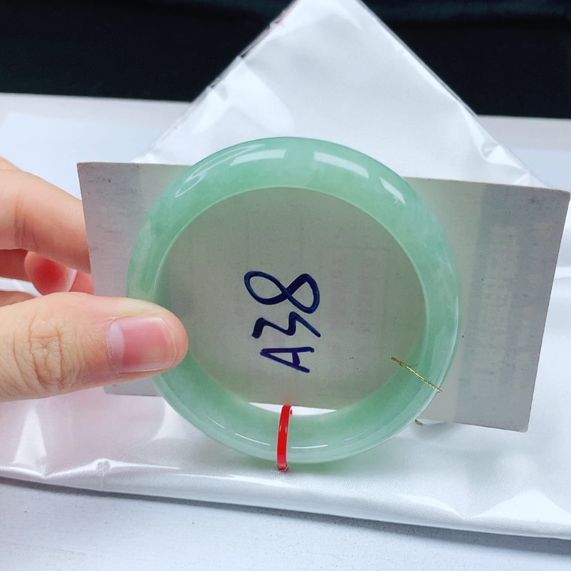 【闪购商品】翡翠手镯（贵妃镯）未镶嵌天然缅甸a货手镯56+