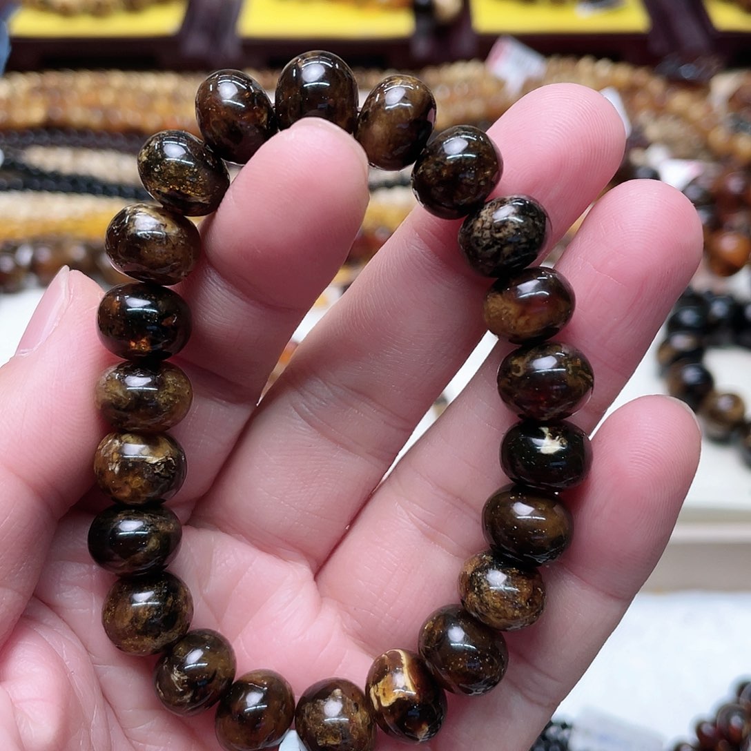 琥珀裸石未镶嵌那***?十一10674