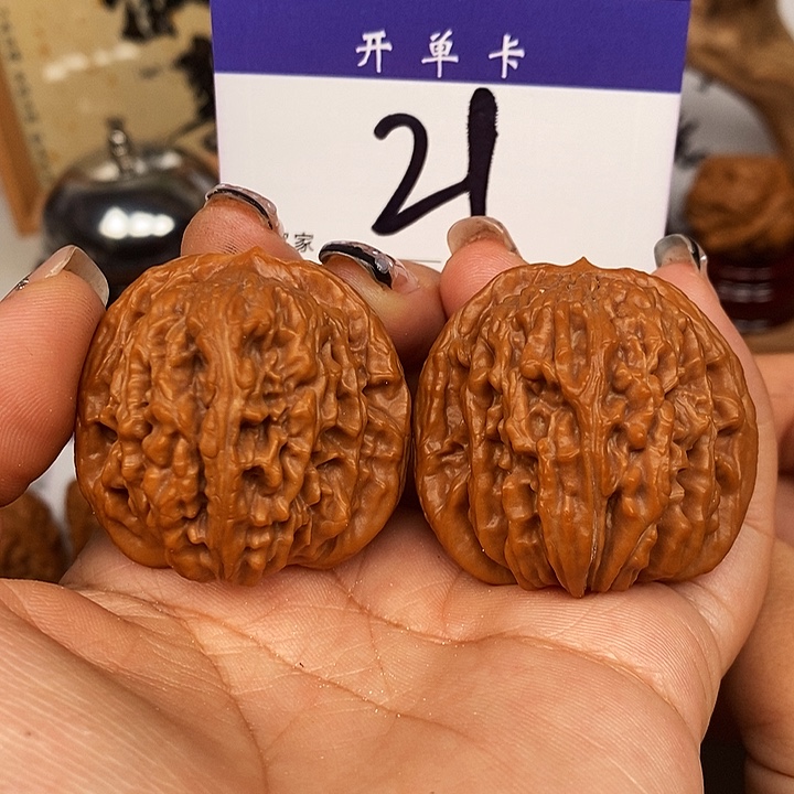 B***e桃核吊坠四座楼41有修s