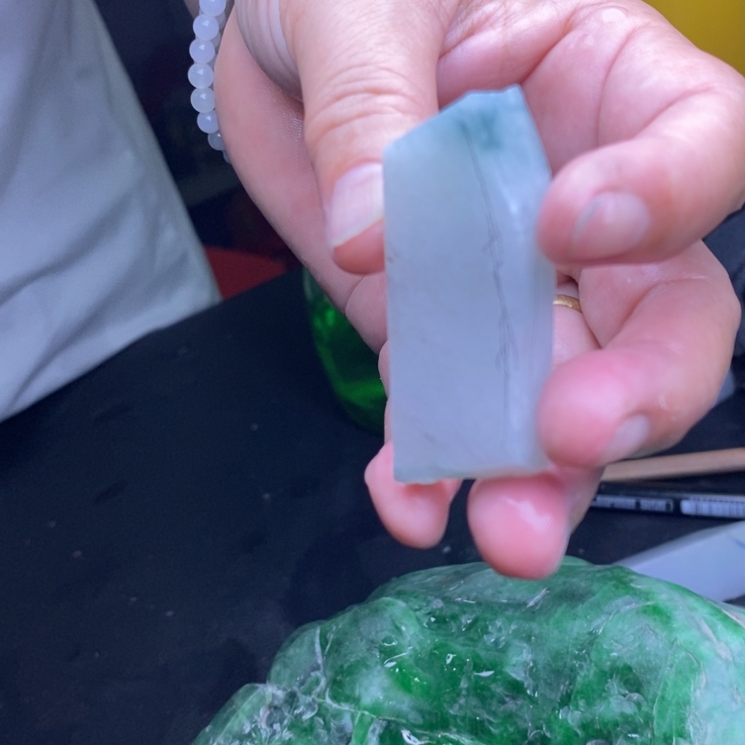 未镶嵌定制翡翠    