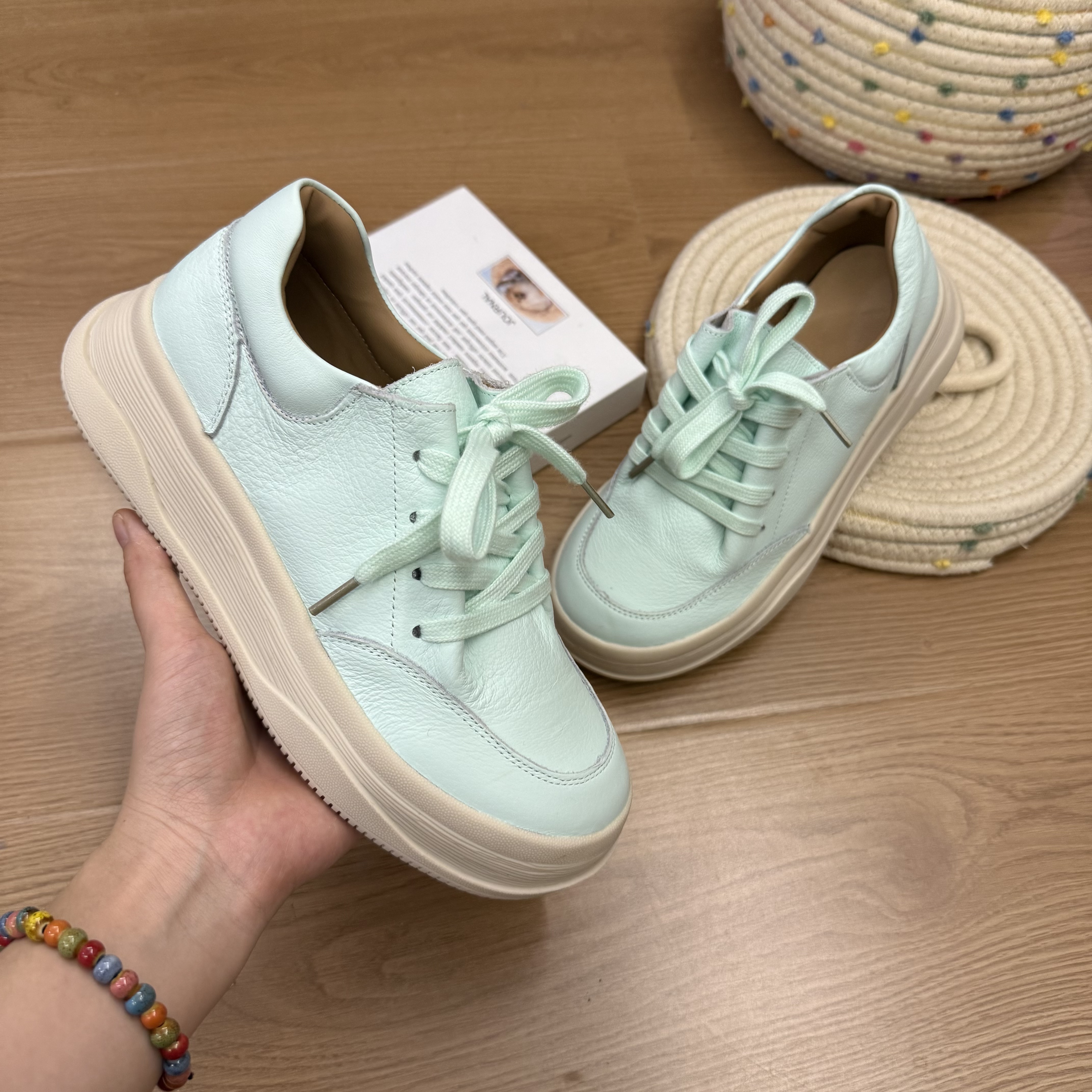 拙手作2025新款头层牛皮小白鞋防风沙板鞋休闲平底厚底系带百搭