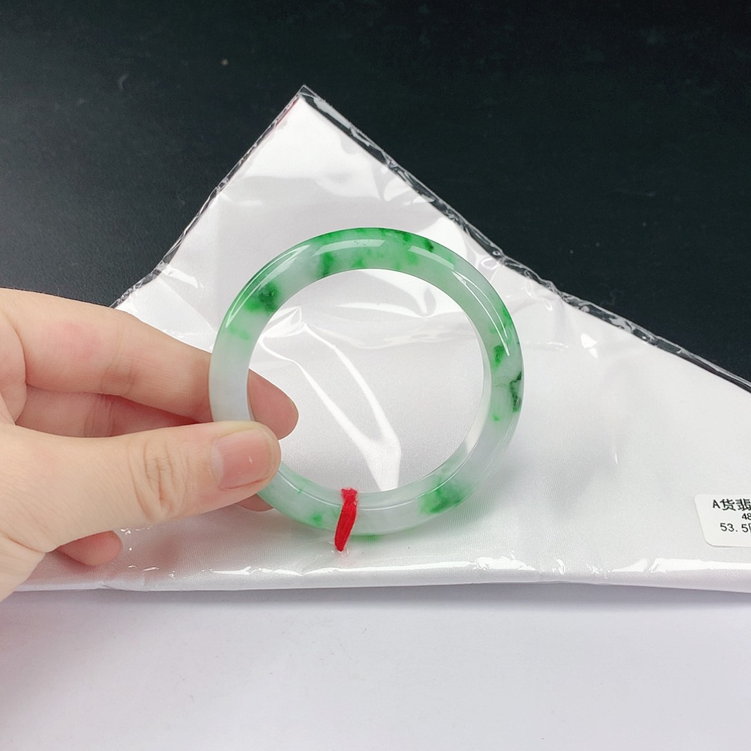 翡翠手镯未镶嵌翡翠260