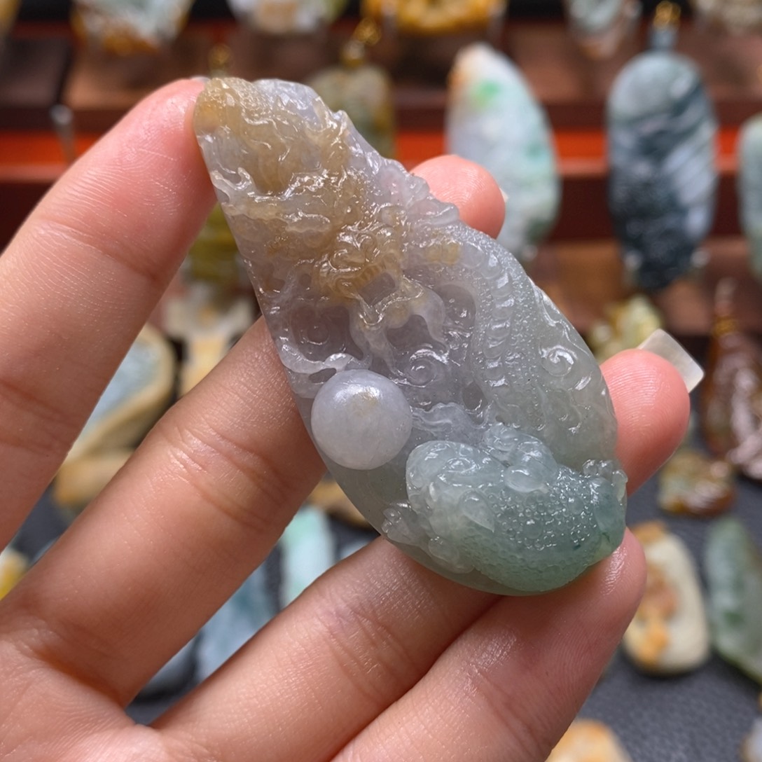 定制翡翠未镶嵌翡翠
