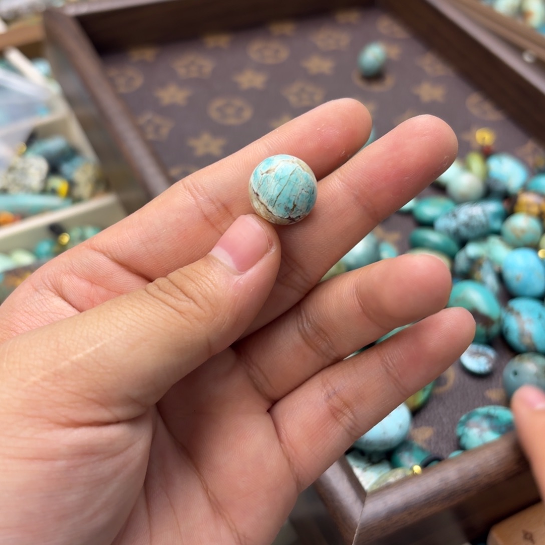 南红玛瑙未镶嵌绿松石