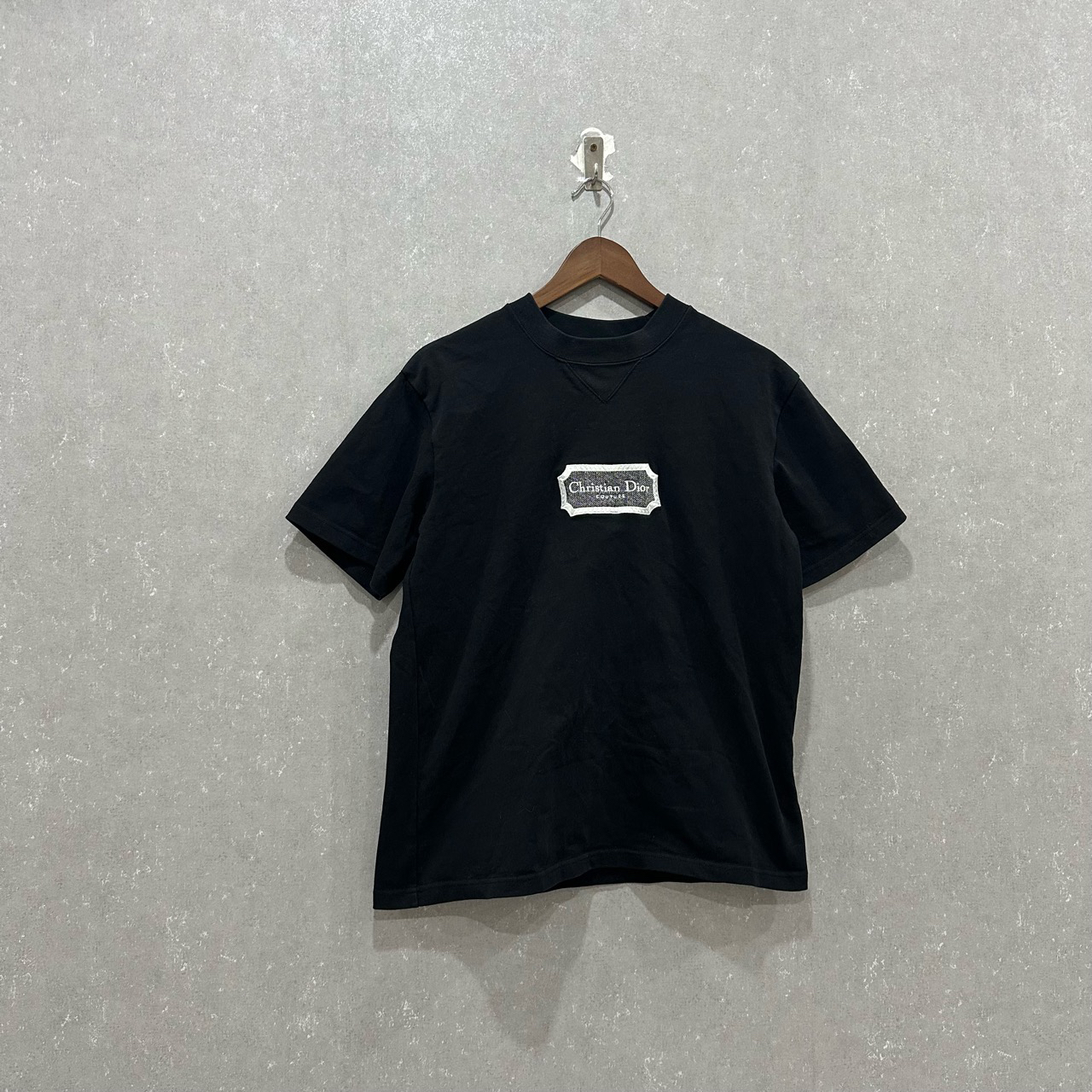 99新 DIOR/迪奥 纯色圆领刺绣直筒短袖 M码SL003306