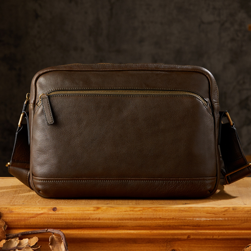 手工真皮复古斜挎包男单肩包休闲头层牛皮邮差包韩版潮包男士背包