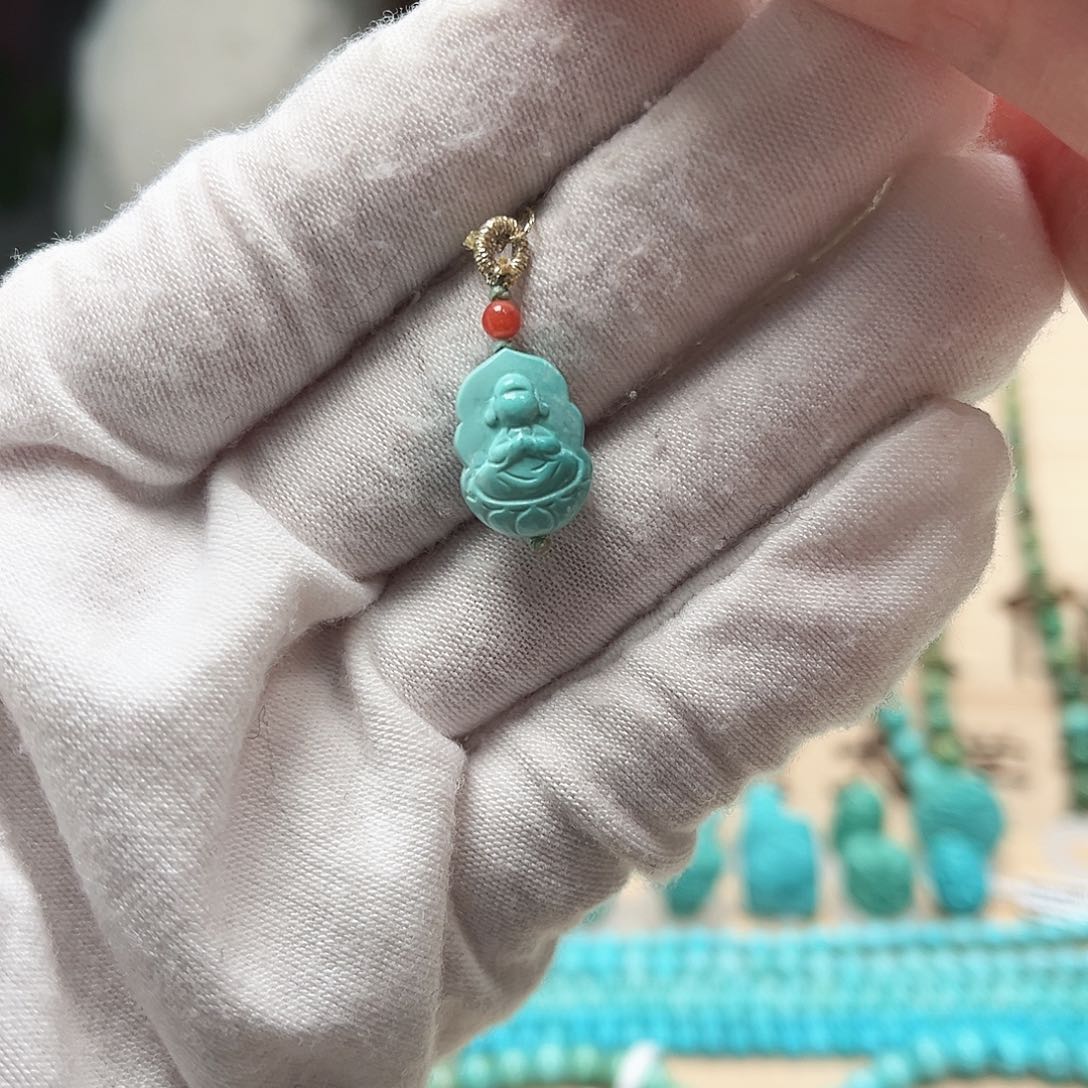 绿松石雕刻未镶嵌