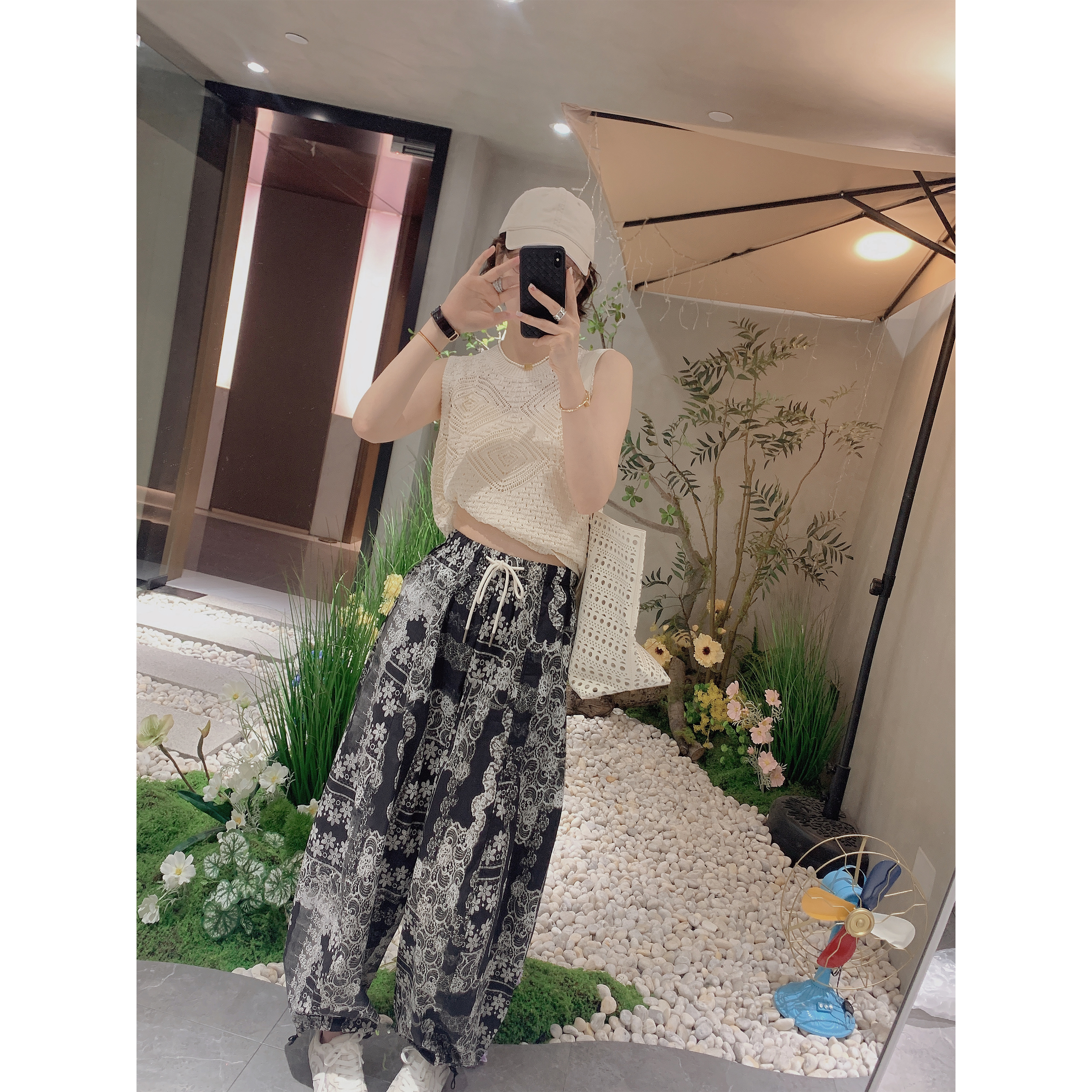 【骆小姐私服】2025夏新款复古印花薄款宽松阔腿裤抽绳系带洋气长裤