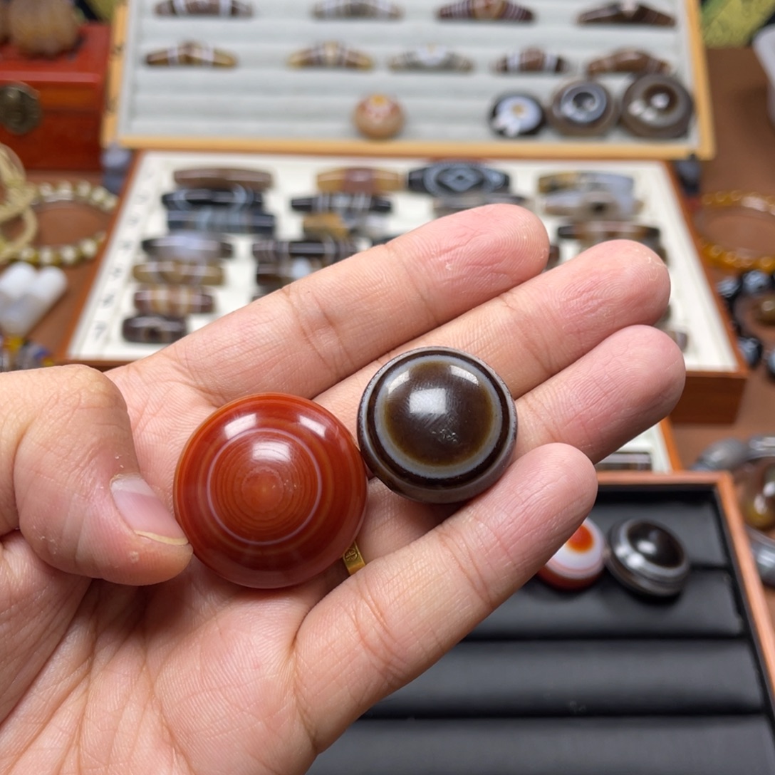 周***名玛瑙/玉髓未镶嵌配饰