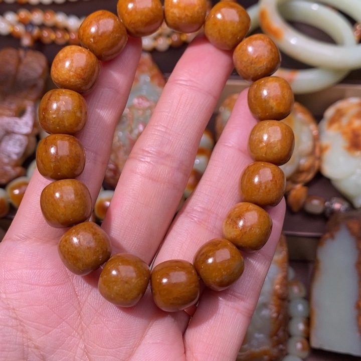 我***客岫岩河磨玉（透闪石质玉）未镶嵌挂件