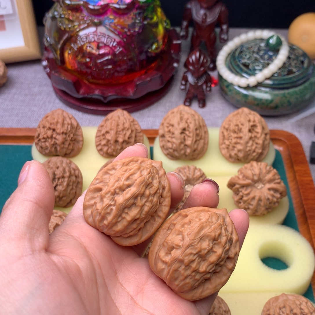 文玩核桃把件阿*力核桃