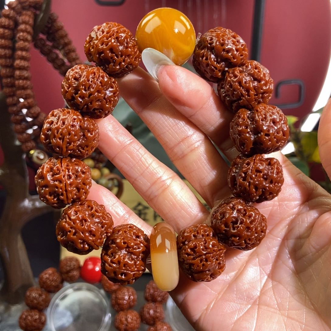 金刚菩提吊坠522。          