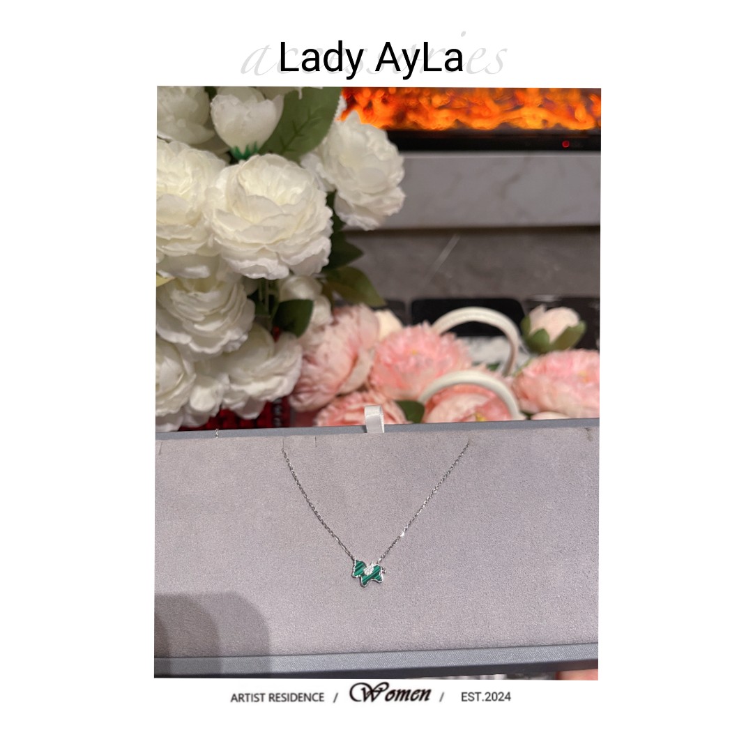 坠链均925银合成锆石 飞天小马闪锆绿色项链AL837