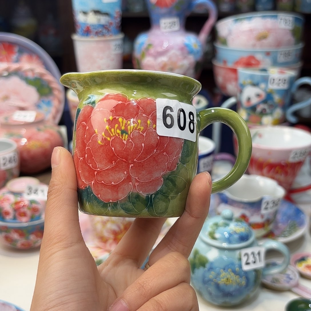 瓷片兔兔好漂亮e o o o o o l lo