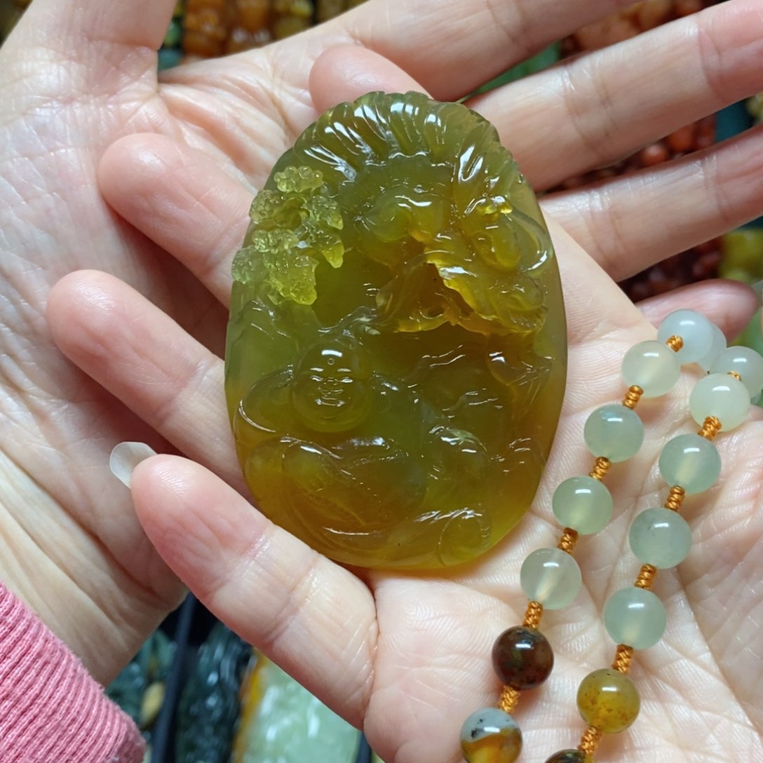 岫玉吊坠(赠链)未镶嵌大*