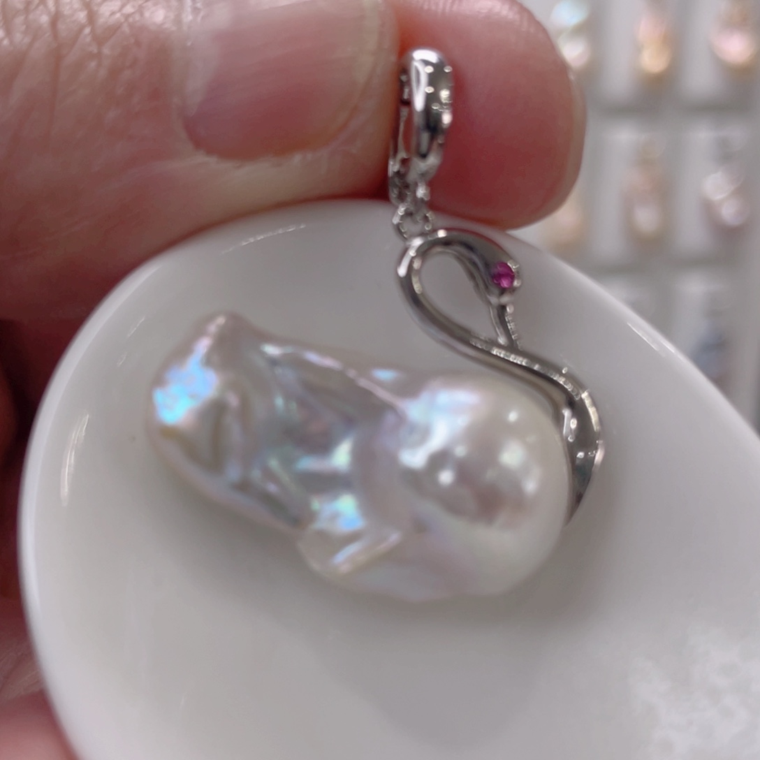 颈饰未镶嵌淡水珍珠