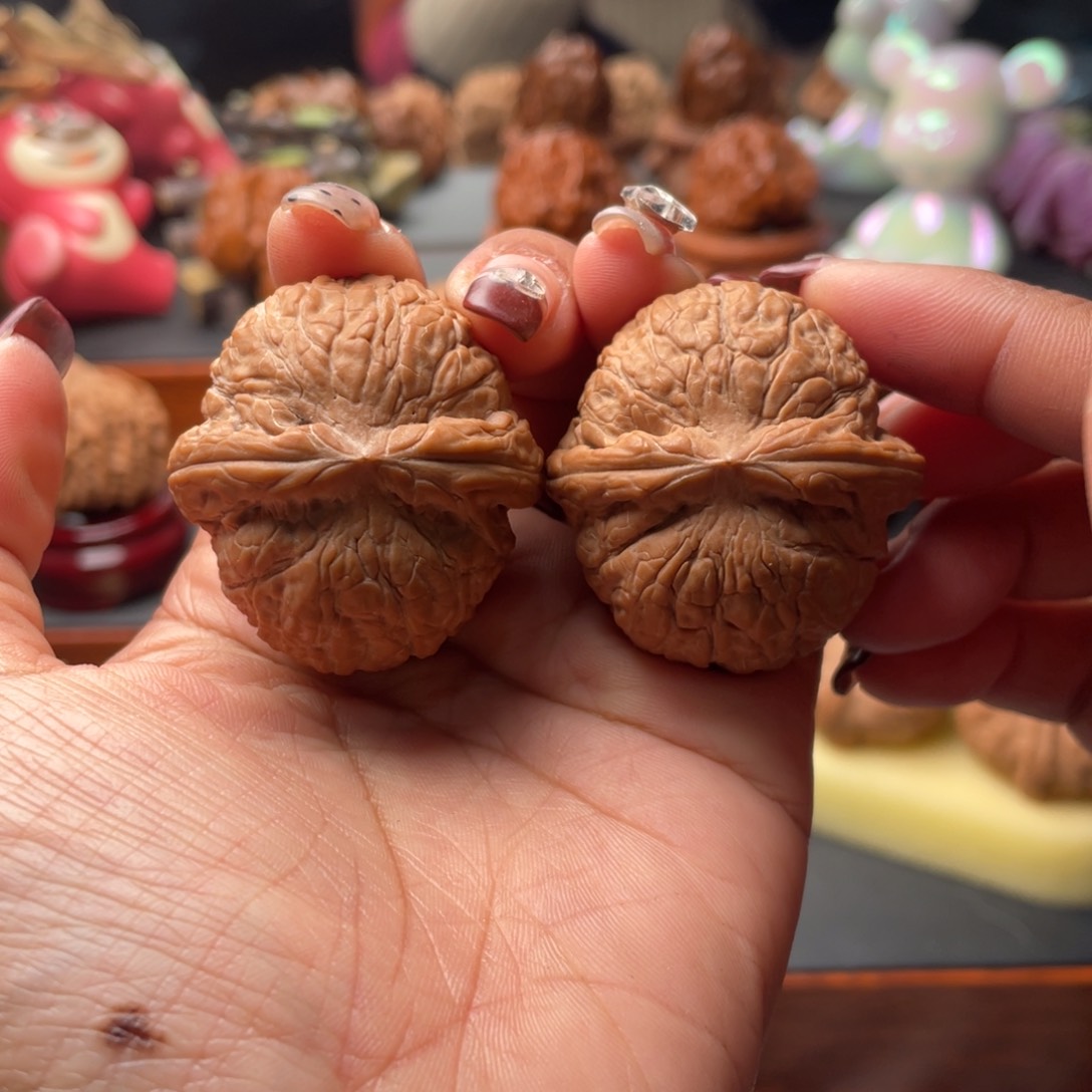 【闪购商品】文玩核桃把件乾隆磨肚子40