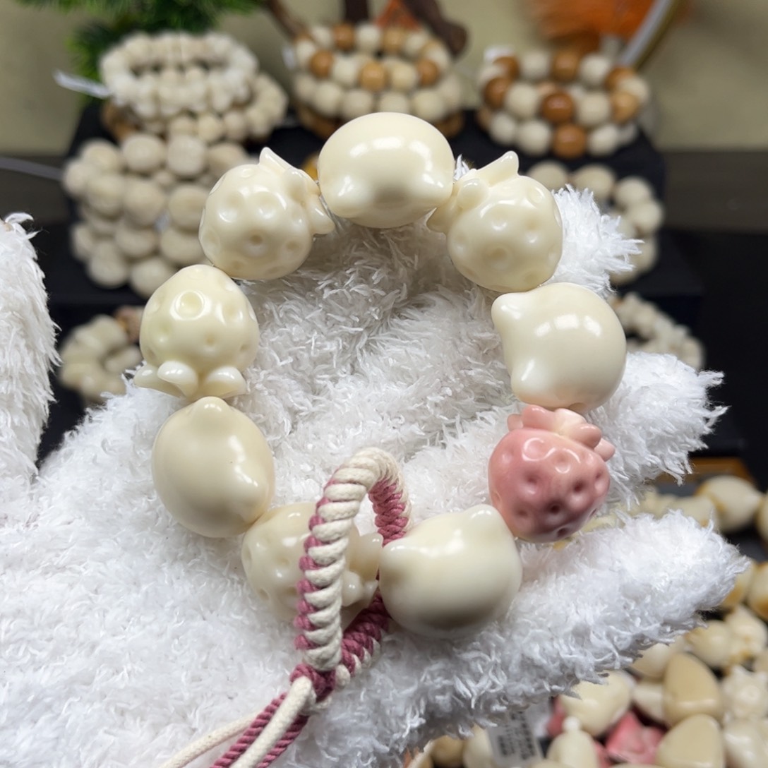 菩提根/象牙果吊坠2.5.72猫头草莓混搭