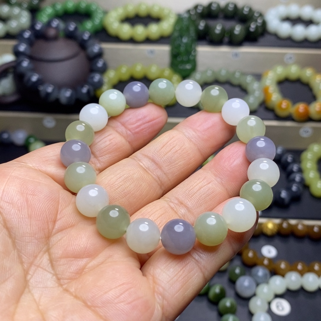 和田玉未镶嵌手串