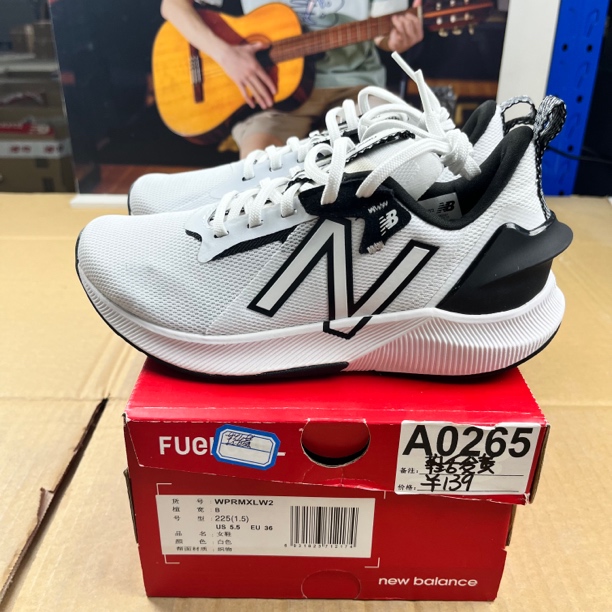 A0265 NEW BALANCE WPRMXLW2 36码运动鞋直播微瑕疵 无售后