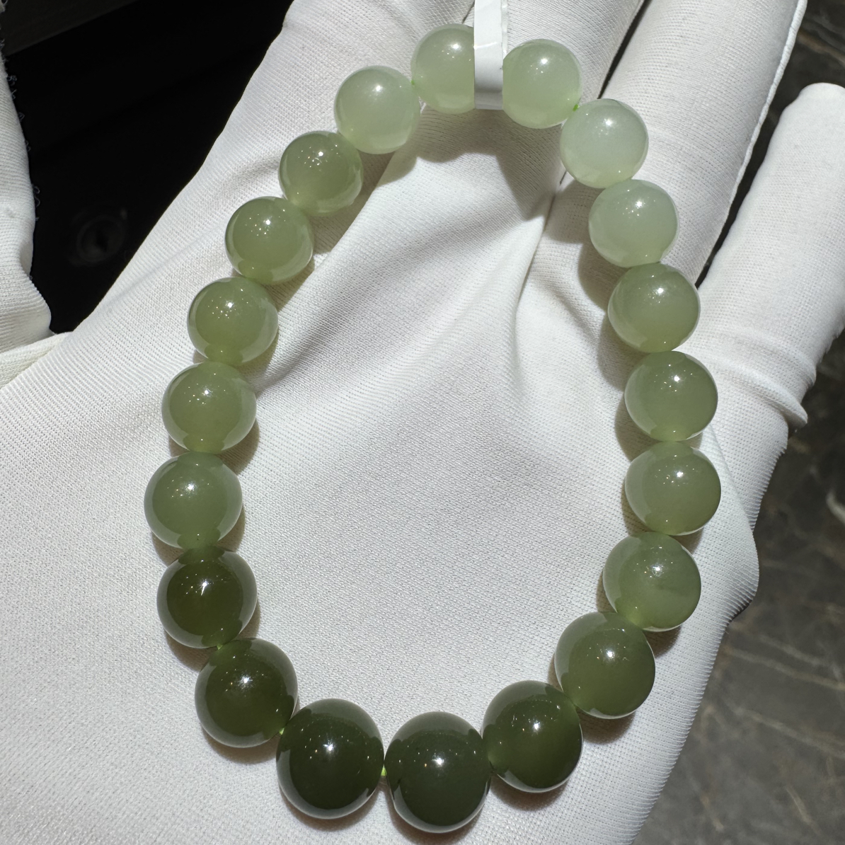 和田玉渐变圆珠手链  9-10mm