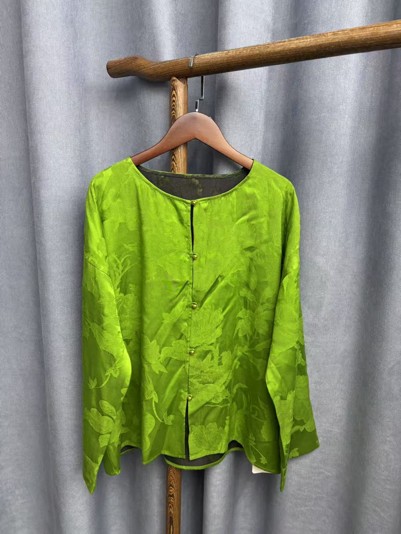 （瑕疵）2025秋季新款时尚百搭新中式桑蚕丝香云纱外套女W68