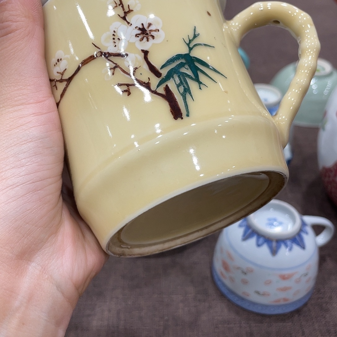 啊***生瓷片景德镇黄釉堆白办公杯