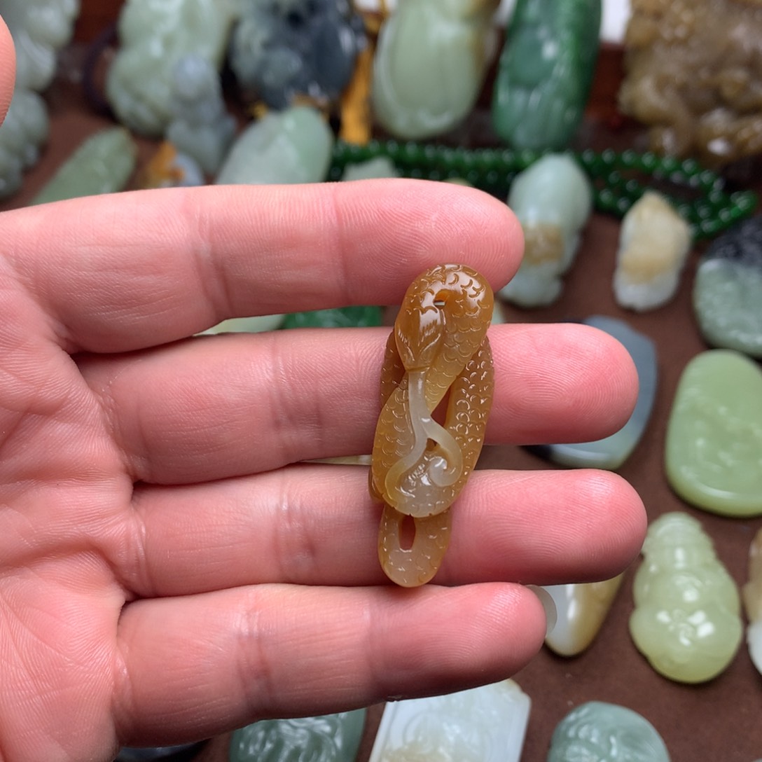 和田玉挂件未镶嵌