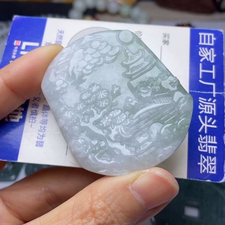 翡翠颈饰未镶嵌翡翠