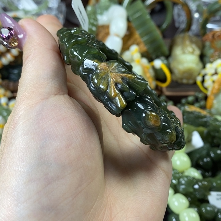 透闪石质玉手串未镶嵌阳****水