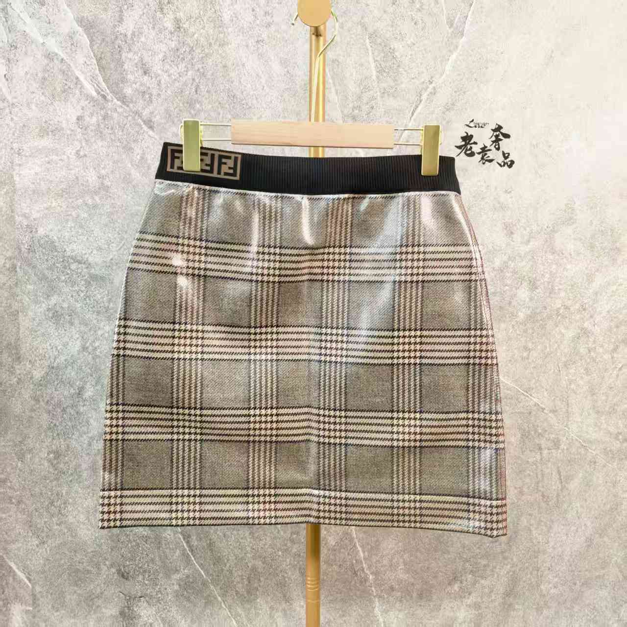 95新 FENDI/芬迪 海囤K/芬迪/裙子40码/ya186691