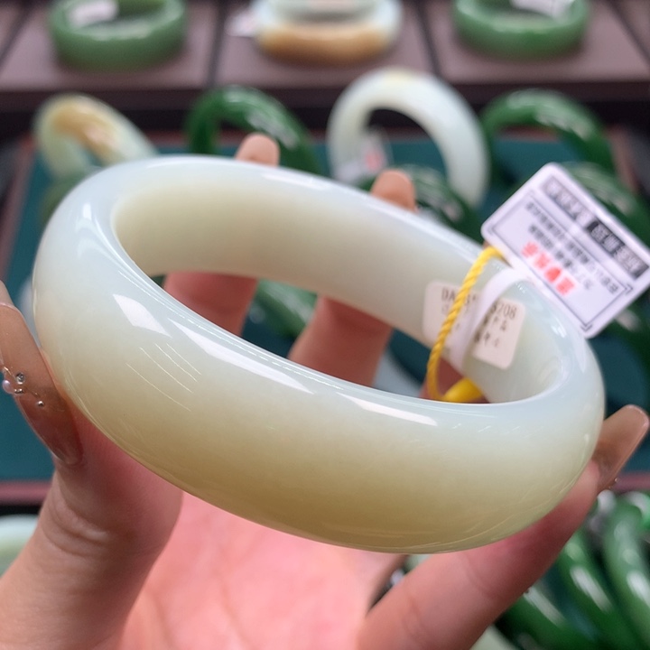 未镶嵌手镯和田玉5758