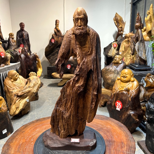 《达摩》香樟木镂空雕刻创意桌面摆件