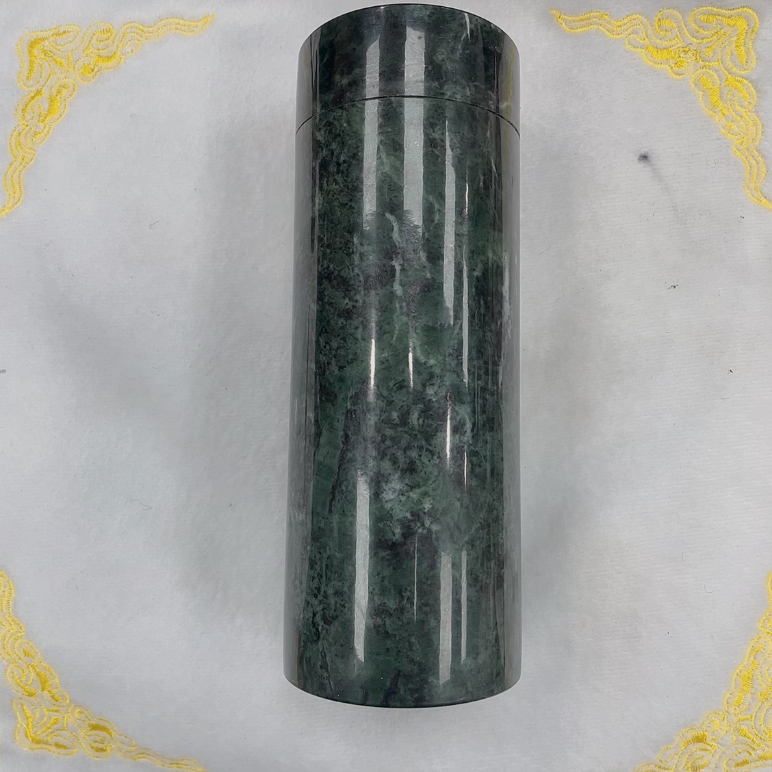 天然药王石水杯多样性发其一Ln带天然纹理结构