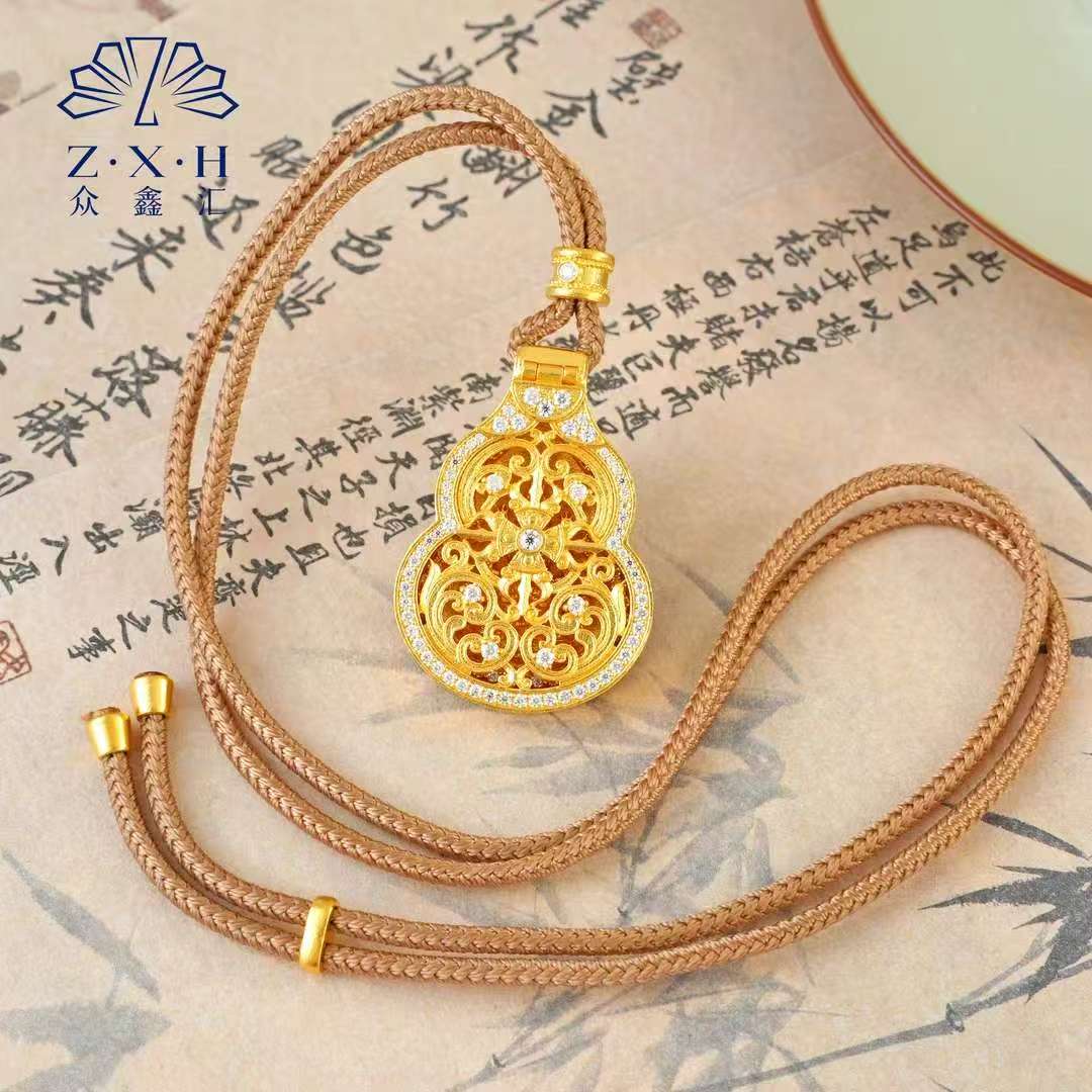 {众鑫汇}足金999 莫桑点钻大势至（马）吊坠