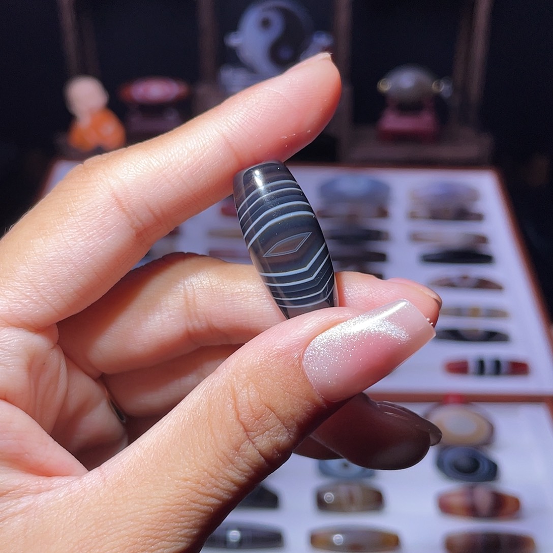 玛瑙/玉髓未镶嵌吊坠(赠链)