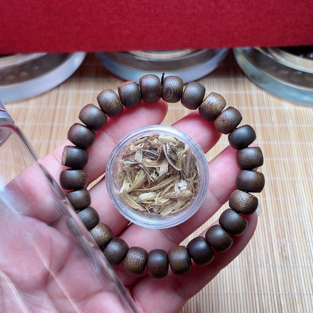 沉香手串海南绿棋S1031327