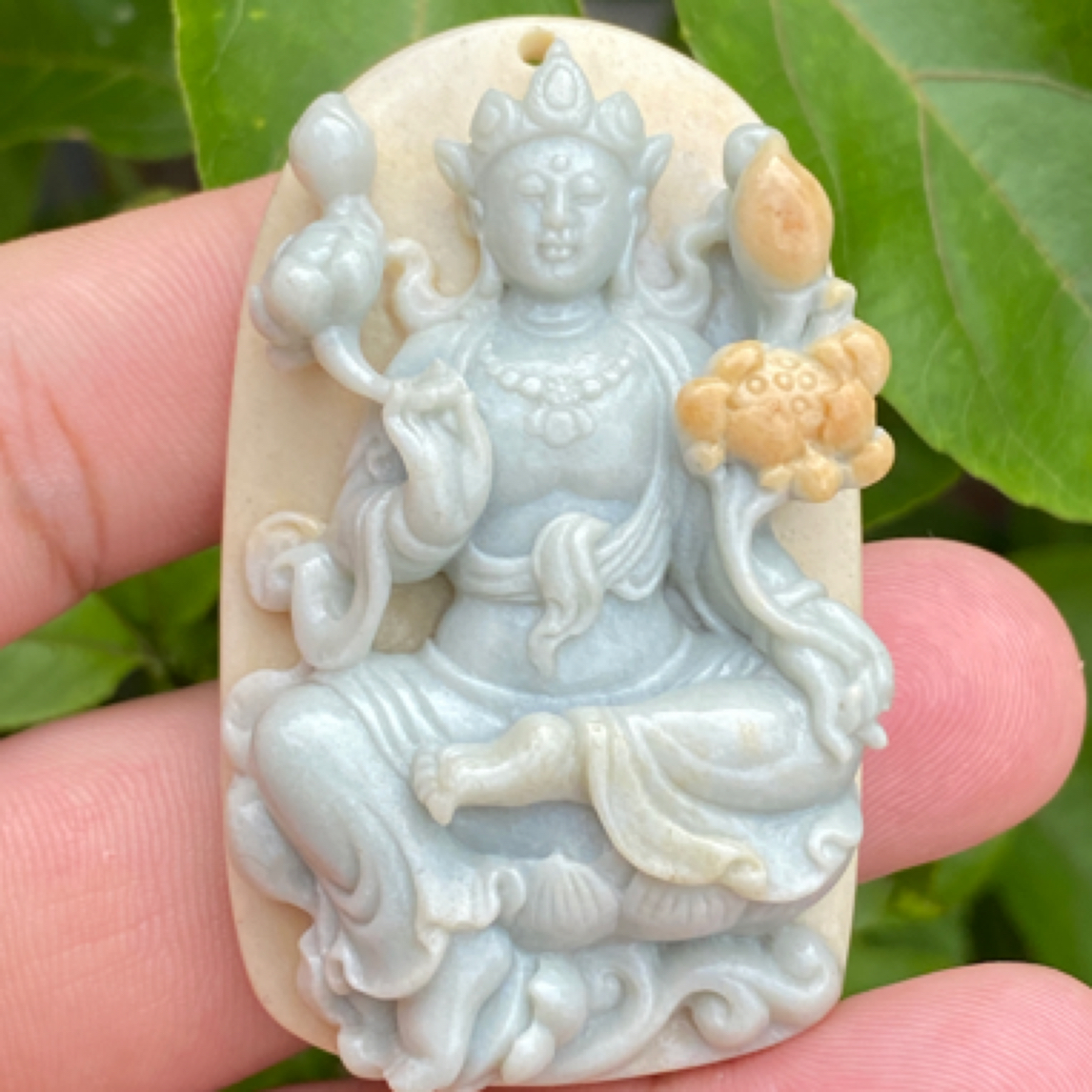 天然阿拉善彩玉巧色精工绿渡母吊坠尺寸62/39/18mm