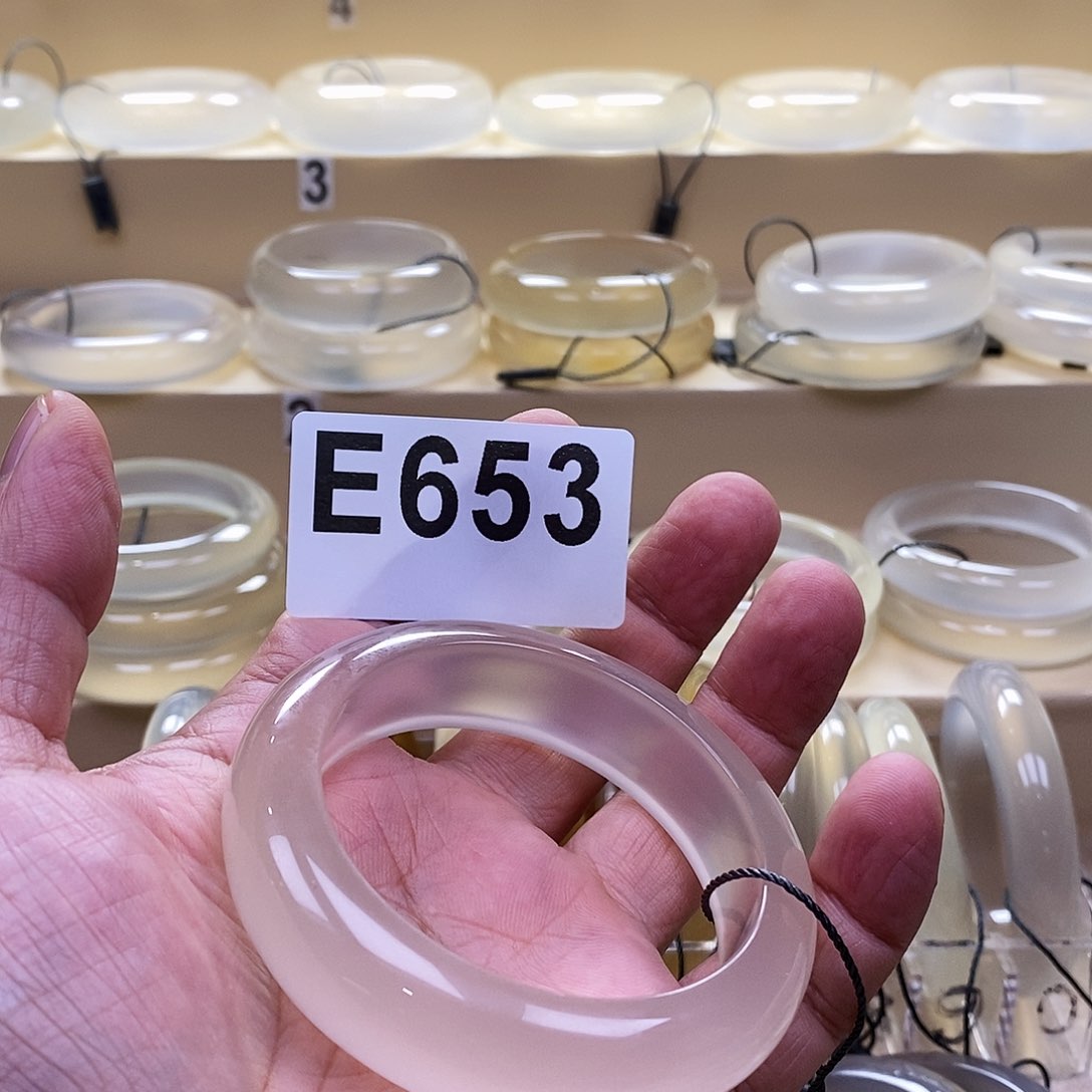 玛瑙/玉髓手镯未镶嵌用****在