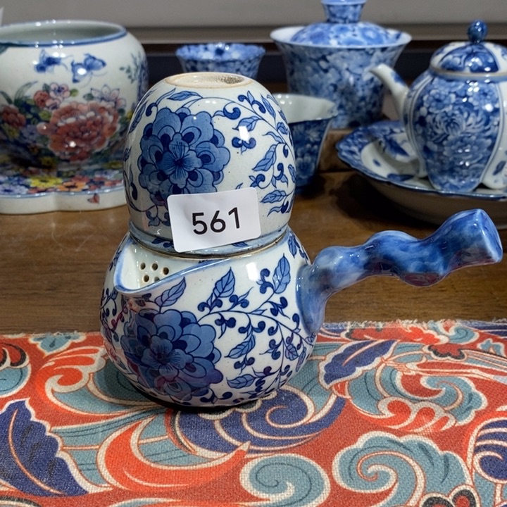 青花瓷景德镇手绘缠枝莲侧把壶套组